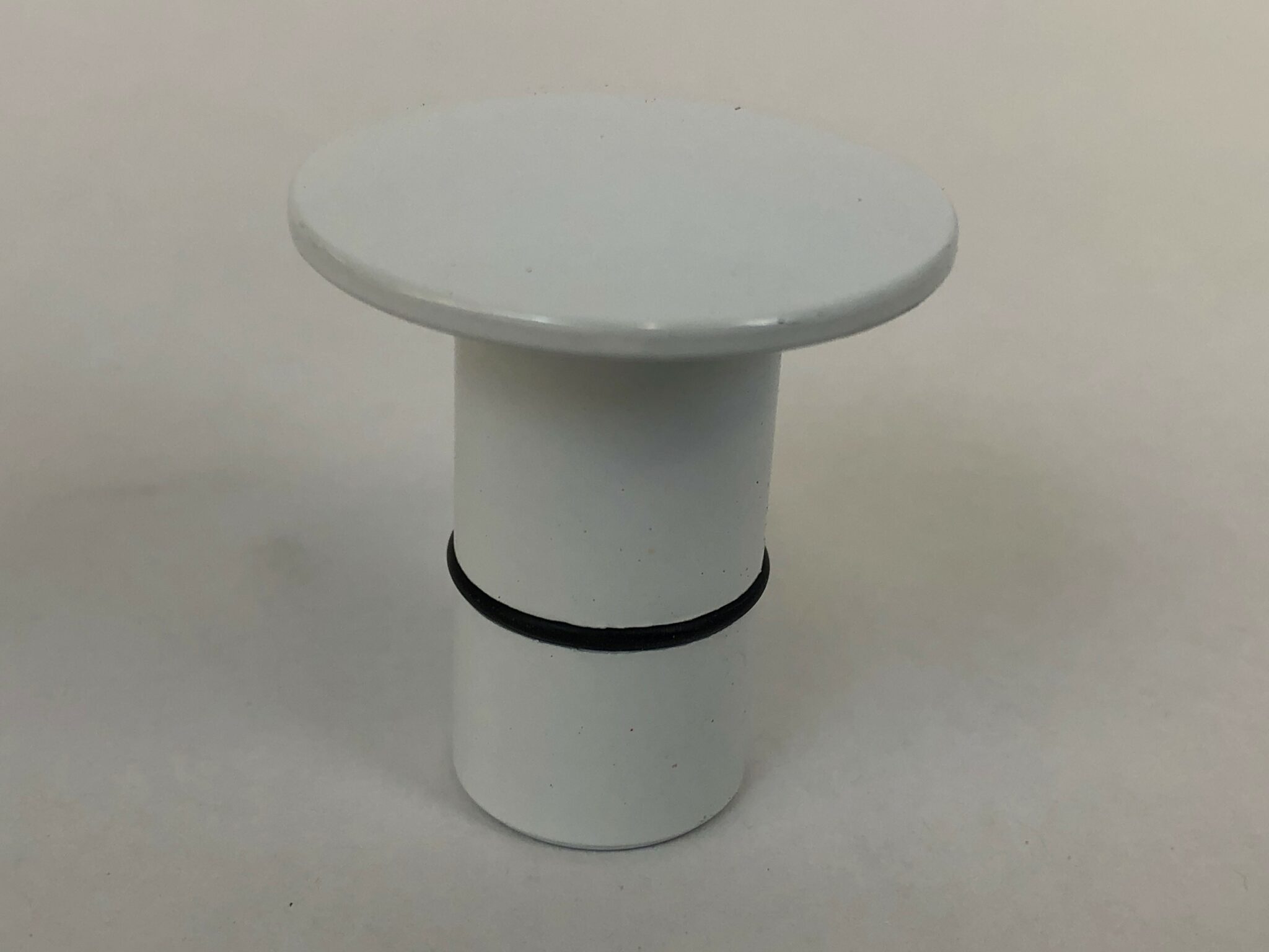 Deck Plugs Pedestal Seat Plug 0.75